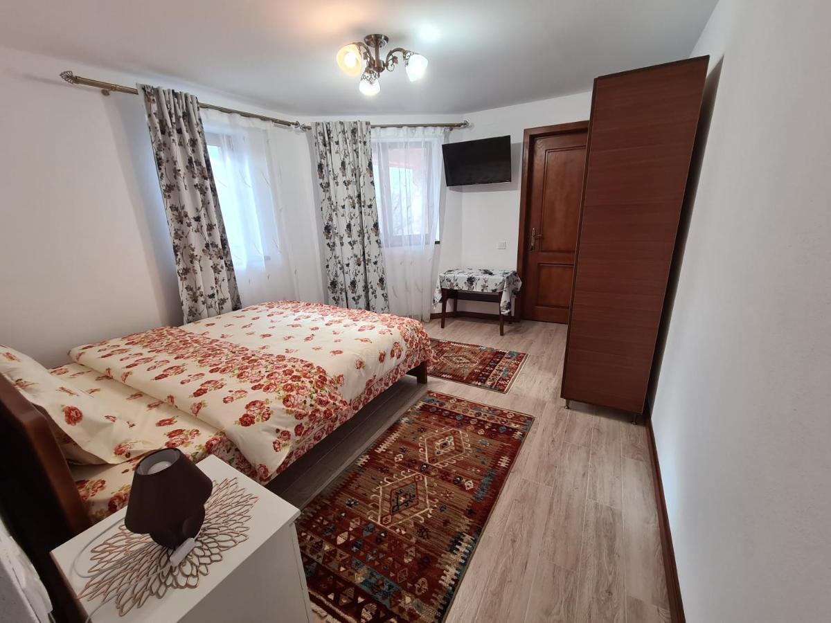 Casa Hera Călimăneşti 外观 照片