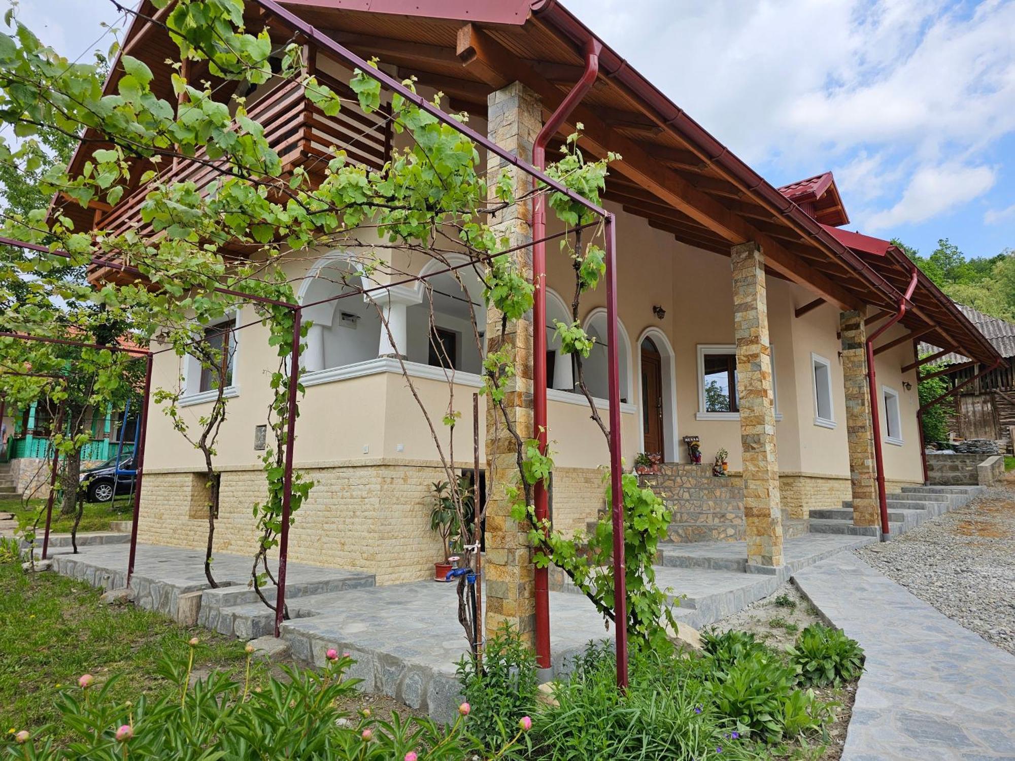 Casa Hera Călimăneşti 外观 照片